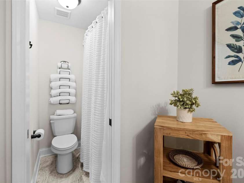 114 Kilkee Lane, Mooresville, NC 28117.  MLS# CAR4433034, YatesRealty ID 55935. 