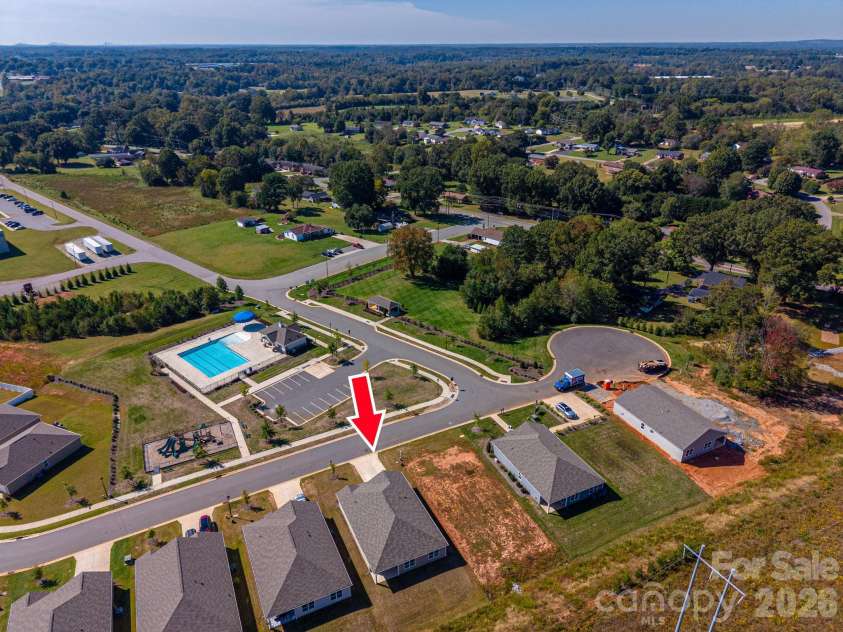 1021 Foxberry Lane, Maiden, NC 28650.  MLS# CAR4433101, YatesRealty ID 55939. 