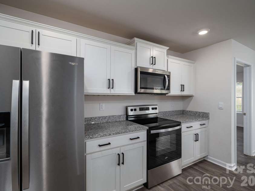 1021 Foxberry Lane, Maiden, NC 28650.  MLS# CAR4433101, YatesRealty ID 55939. 
