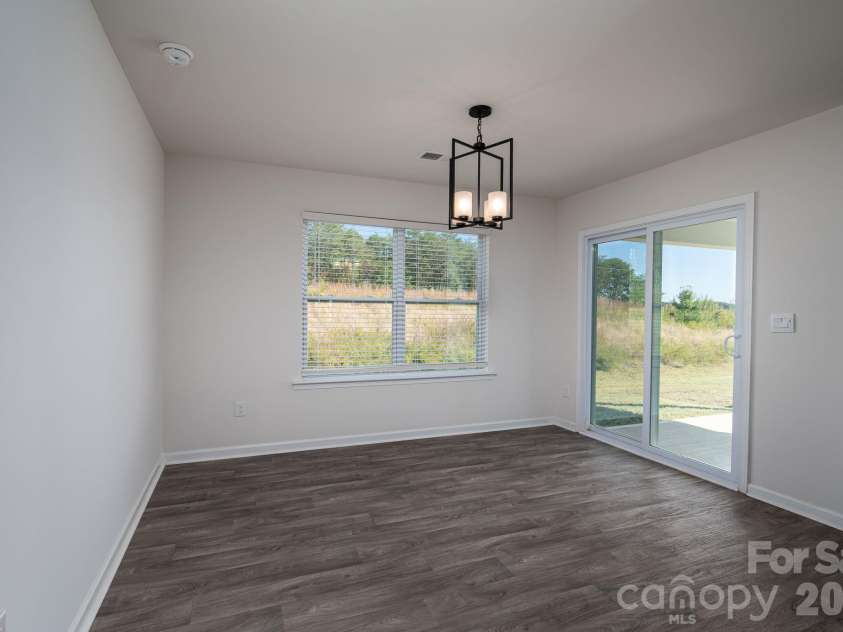 1021 Foxberry Lane, Maiden, NC 28650.  MLS# CAR4433101, YatesRealty ID 55939. Dining Area