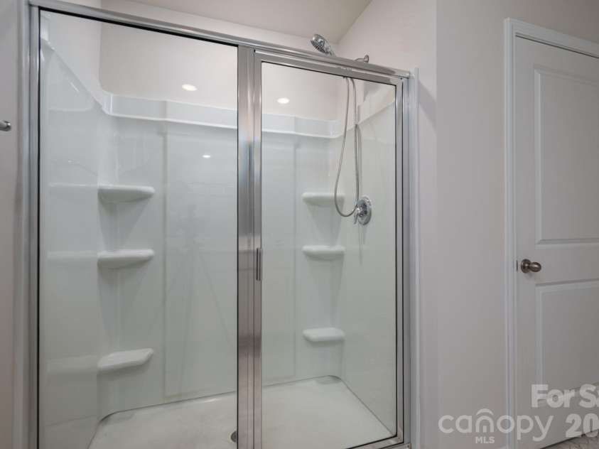 1021 Foxberry Lane, Maiden, NC 28650.  MLS# CAR4433101, YatesRealty ID 55939. Primary Shower