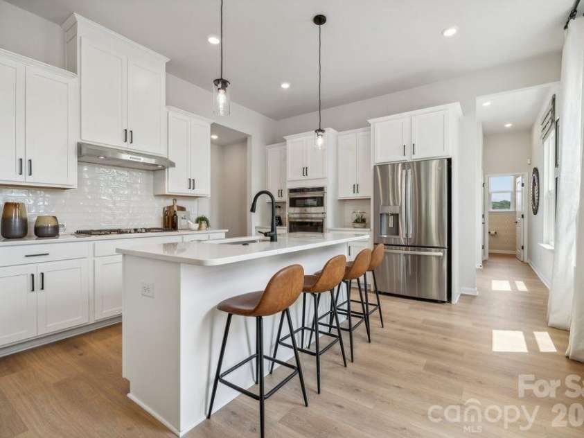 21238 Lake Run Drive, Charlotte, NC 28278.  MLS# CAR4433378, YatesRealty ID 55947. Representative Photo