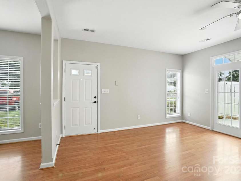 4133 Carl Parmer Drive, Harrisburg, NC 28075.  MLS# CAR4288462, YatesRealty ID 5595. Great Room