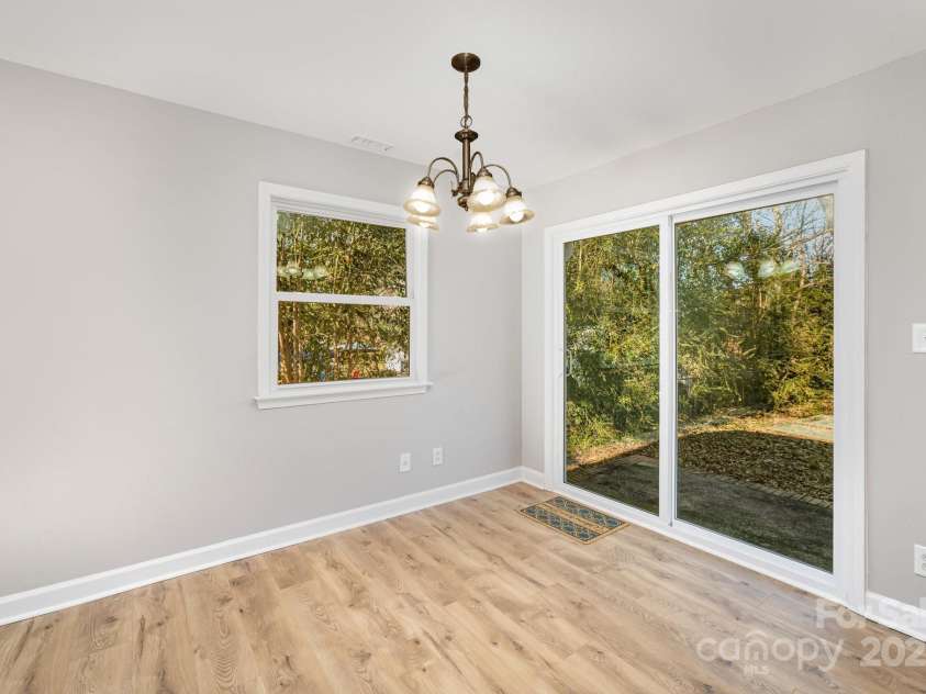 4209 Donnybrook Place, Charlotte, NC 28205.  MLS# CAR4329646, YatesRealty ID 5595. 