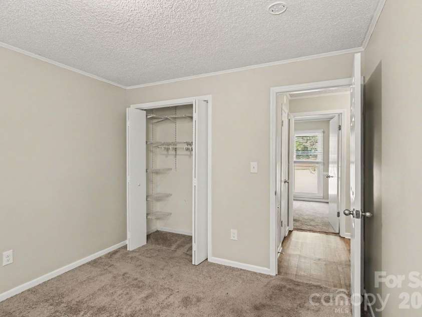 8204 Strawberry Point Drive, Charlotte, NC 28215.  MLS# CAR4432654, YatesRealty ID 55951. 