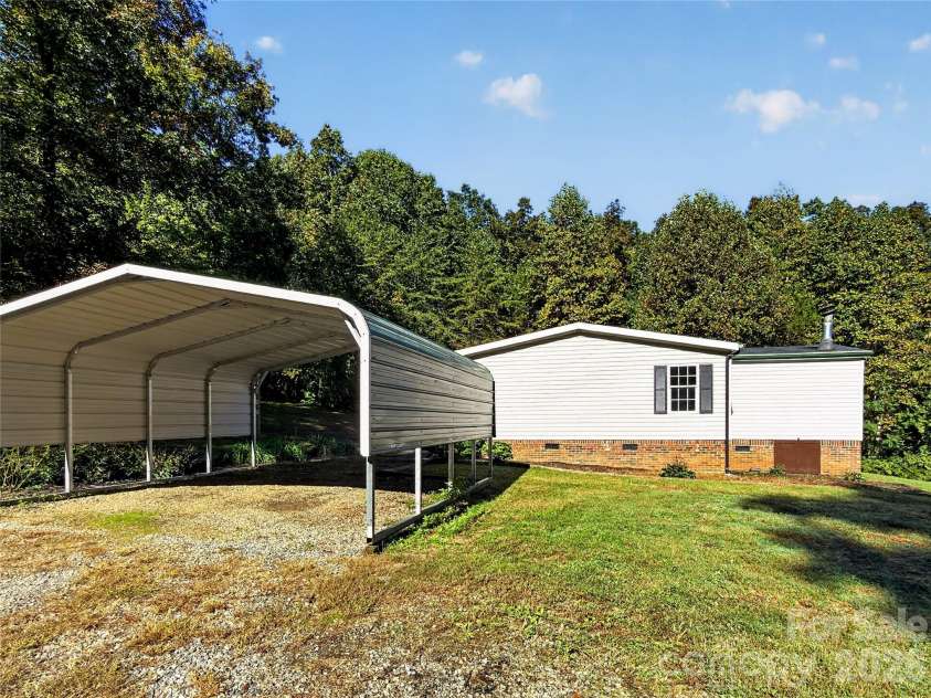 124 Tyler Terrace, Rutherfordton, NC 28139.  MLS# CAR4431827, YatesRealty ID 55954. 