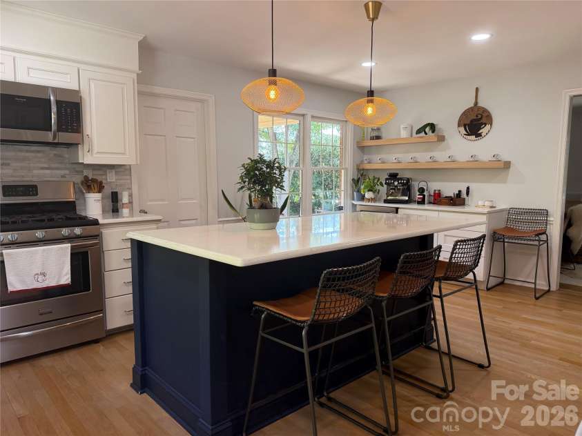 4533 Arborway Way, Charlotte, NC 28211.  MLS# CAR4432154, YatesRealty ID 55957. 