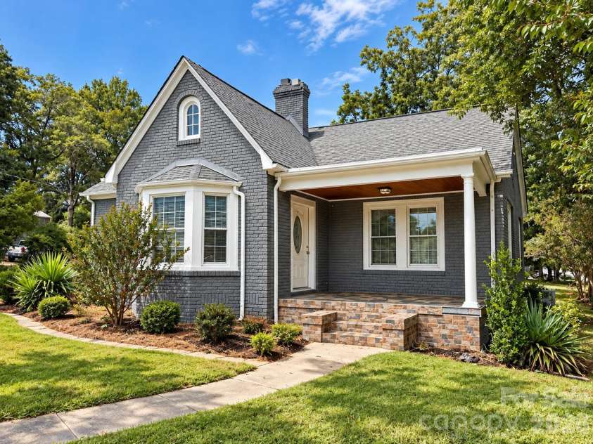 309 17th Road, Kannapolis, NC 28083.  MLS# CAR4433362, YatesRealty ID 55958. 