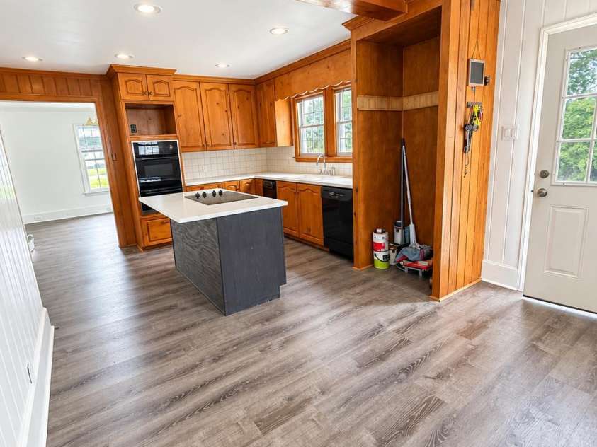 309 17th Road, Kannapolis, NC 28083.  MLS# CAR4433362, YatesRealty ID 55958. 