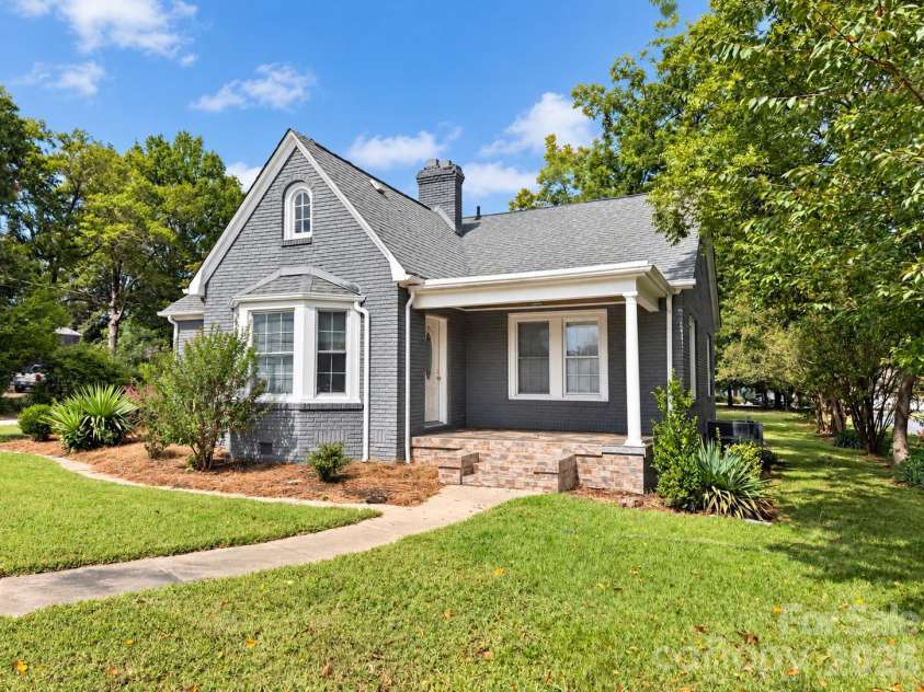 309 17th Road, Kannapolis, NC 28083.  MLS# CAR4433362, YatesRealty ID 55958. 