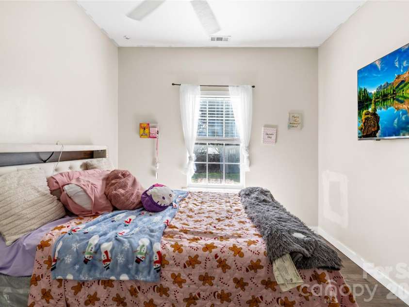 6406 Castlewynd Court, Charlotte, NC 28212.  MLS# CAR4350709, YatesRealty ID 5596. 