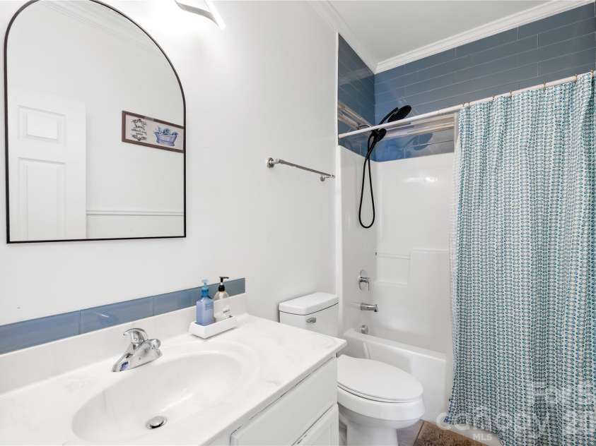 6406 Castlewynd Court, Charlotte, NC 28212.  MLS# CAR4350709, YatesRealty ID 5596. 