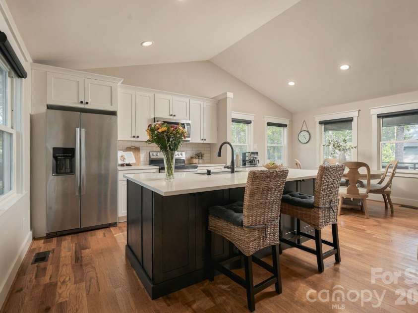 20020 Schooner Drive, Cornelius, NC 28031.  MLS# CAR4424974, YatesRealty ID 55960. 