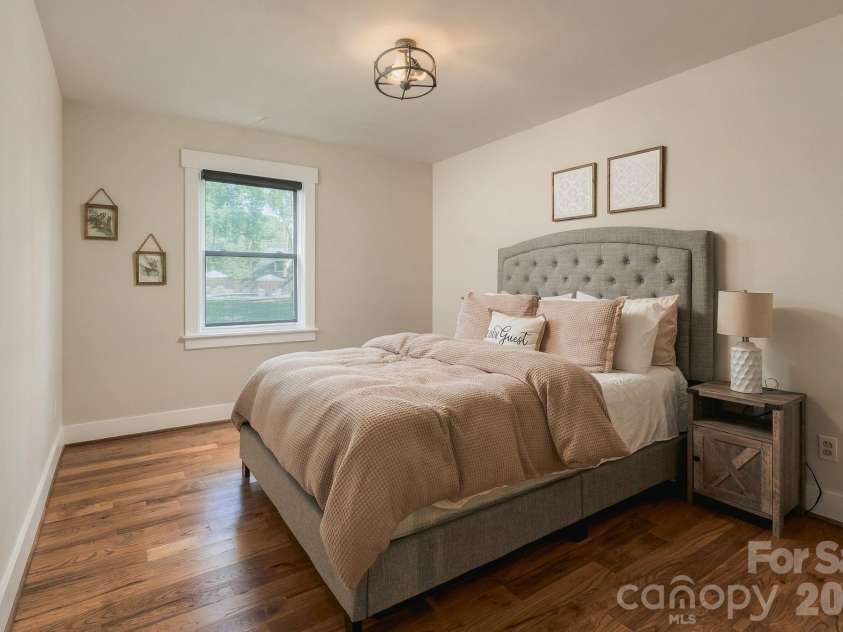 20020 Schooner Drive, Cornelius, NC 28031.  MLS# CAR4424974, YatesRealty ID 55960. 