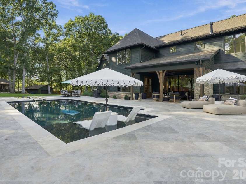 20020 Schooner Drive, Cornelius, NC 28031.  MLS# CAR4424974, YatesRealty ID 55960. 