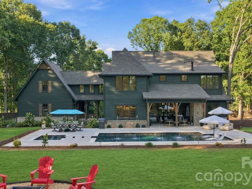20020 Schooner Drive, Cornelius, NC 28031.  MLS# CAR4424974, YatesRealty ID 55960. 