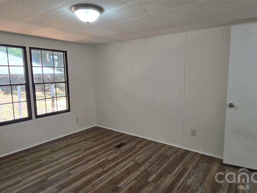 127 Louise Drive, Mooresville, NC 28115.  MLS# CAR4432741, YatesRealty ID 55961. 