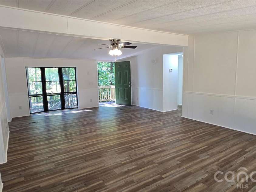 127 Louise Drive, Mooresville, NC 28115.  MLS# CAR4432741, YatesRealty ID 55961. 