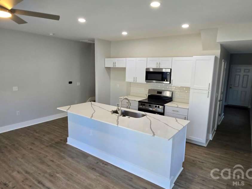 3924 Tuckaseegee Road, Charlotte, NC 28208.  MLS# CAR4433383, YatesRealty ID 55964. 