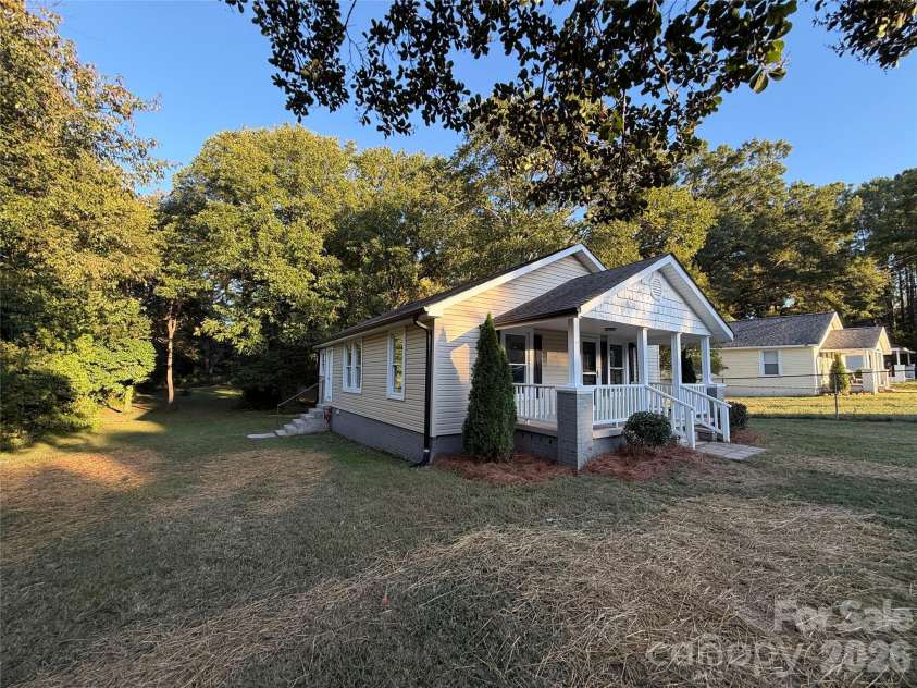 308 Spring Garden Avenue, Kannapolis, NC 28081.  MLS# CAR4433419, YatesRealty ID 55967. 