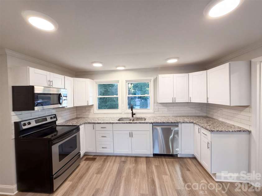 308 Spring Garden Avenue, Kannapolis, NC 28081.  MLS# CAR4433419, YatesRealty ID 55967. 