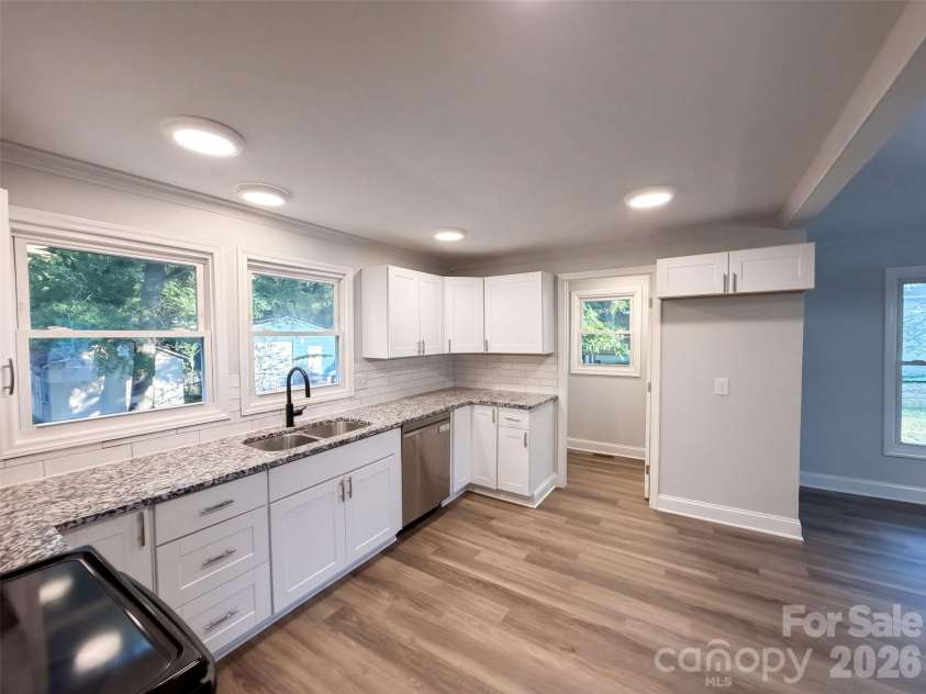 308 Spring Garden Avenue, Kannapolis, NC 28081.  MLS# CAR4433419, YatesRealty ID 55967. 