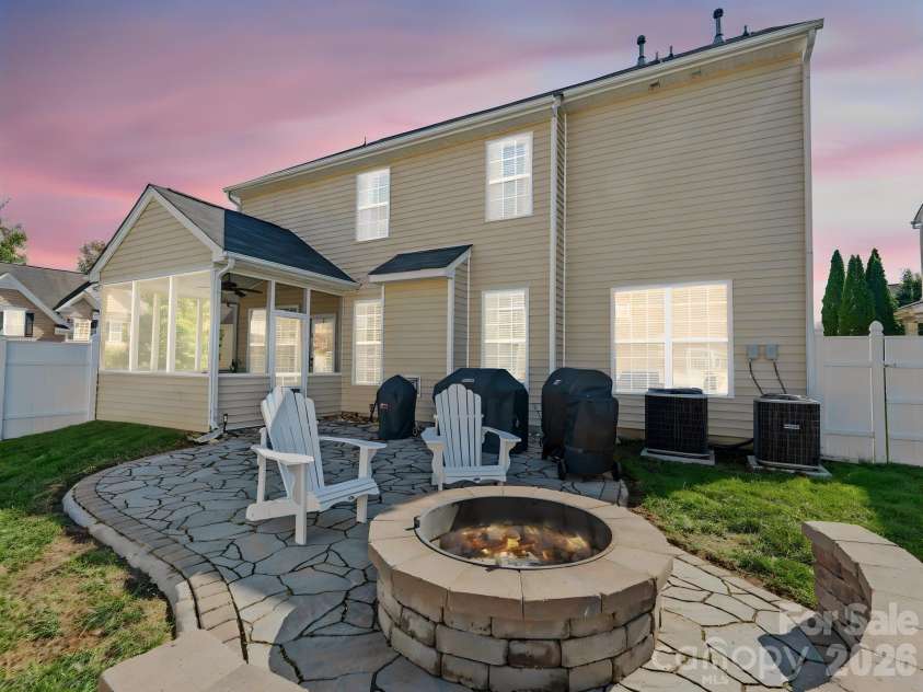 10900 Sand River Court, Davidson, NC 28036.  MLS# CAR4433186, YatesRealty ID 55969. 