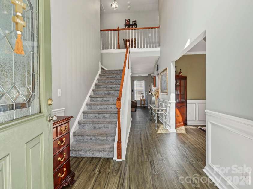 10900 Sand River Court, Davidson, NC 28036.  MLS# CAR4433186, YatesRealty ID 55969. 