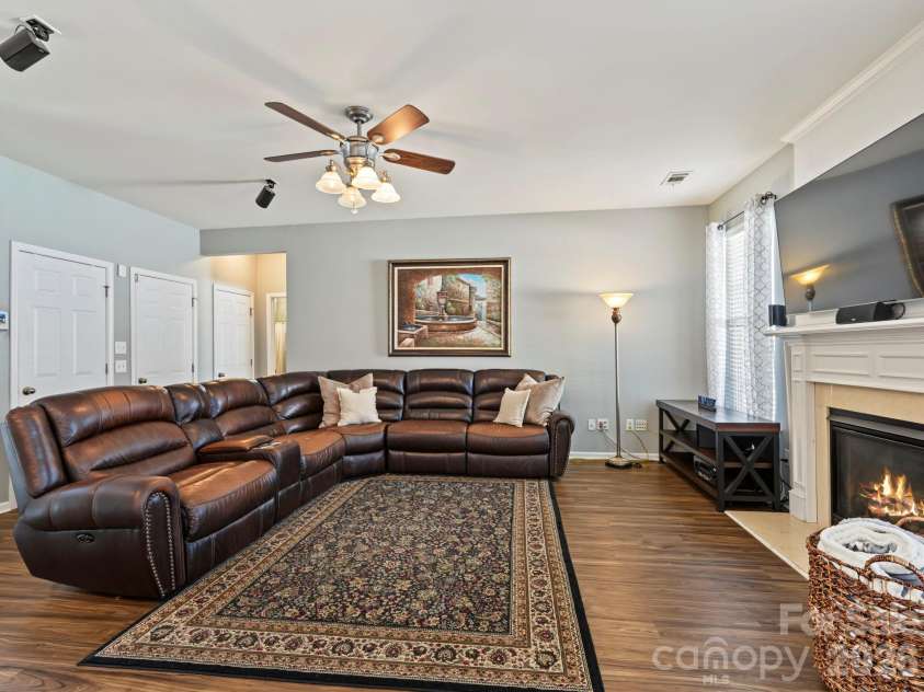 10900 Sand River Court, Davidson, NC 28036.  MLS# CAR4433186, YatesRealty ID 55969. 