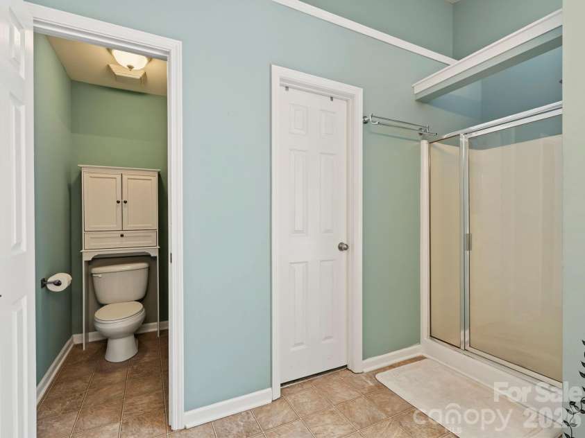 10900 Sand River Court, Davidson, NC 28036.  MLS# CAR4433186, YatesRealty ID 55969. 