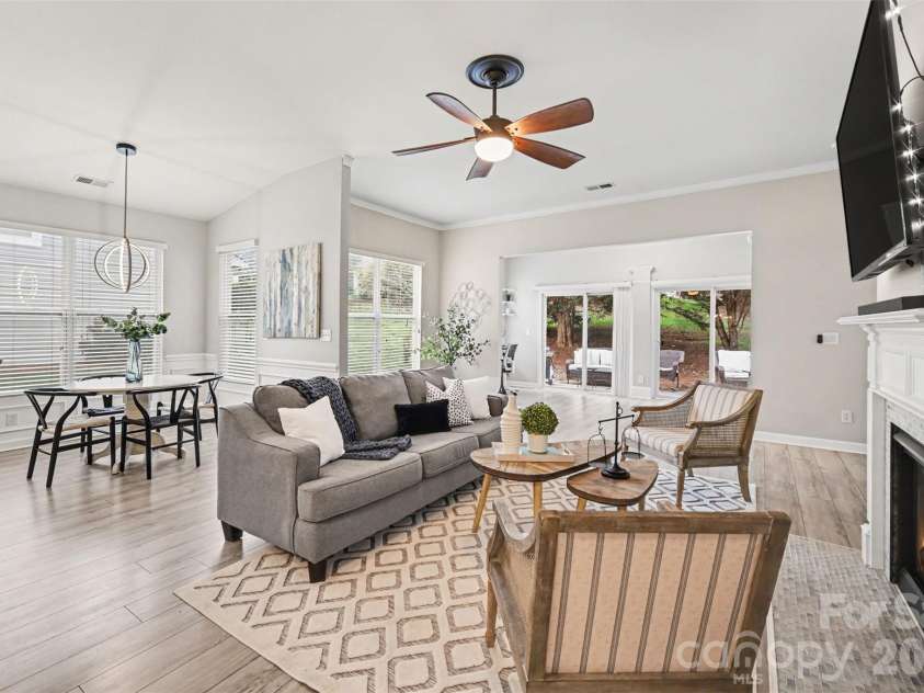 8708 Artesa Mill Lane, Charlotte, NC 28214.  MLS# CAR4352458, YatesRealty ID 5597. 