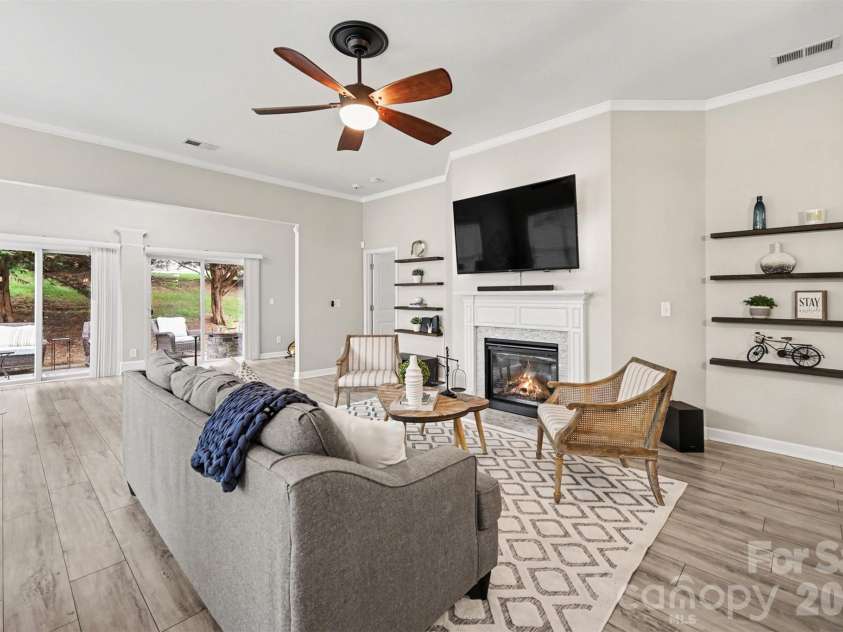 8708 Artesa Mill Lane, Charlotte, NC 28214.  MLS# CAR4352458, YatesRealty ID 5597. 