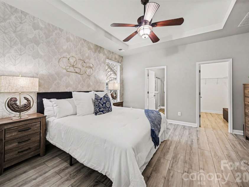 8708 Artesa Mill Lane, Charlotte, NC 28214.  MLS# CAR4352458, YatesRealty ID 5597. 
