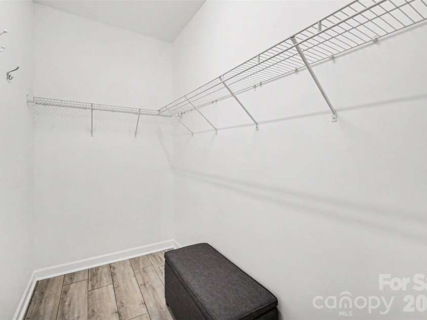 8708 Artesa Mill Lane, Charlotte, NC 28214.  MLS# CAR4352458, YatesRealty ID 5597. 