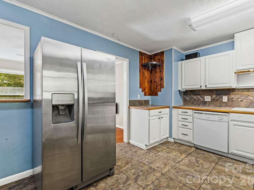103 Early Deitz Road, Sylva, NC 28779.  MLS# CAR4432954, YatesRealty ID 55971. 