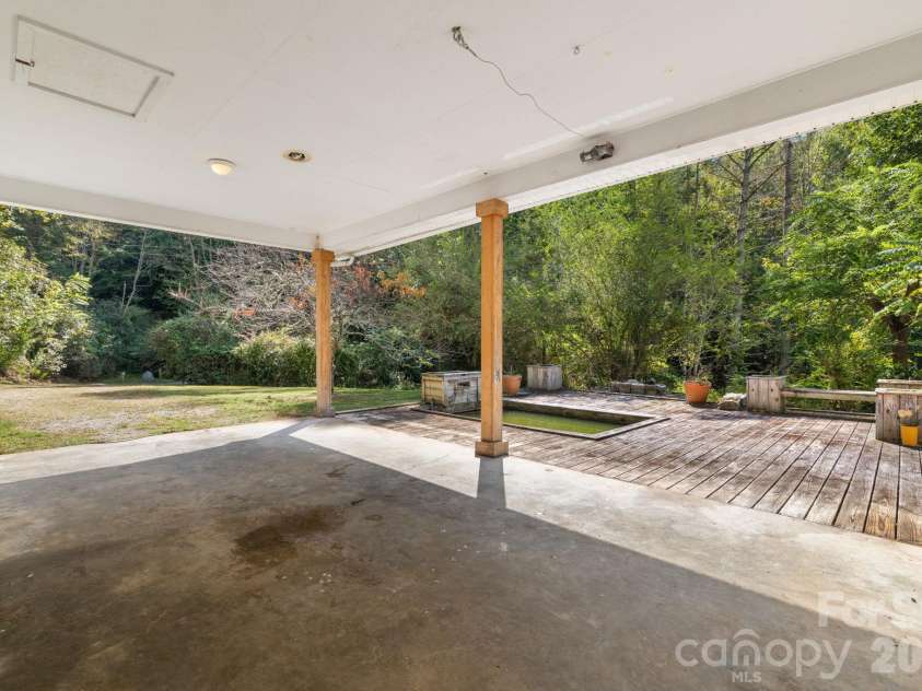 103 Early Deitz Road, Sylva, NC 28779.  MLS# CAR4432954, YatesRealty ID 55971. 