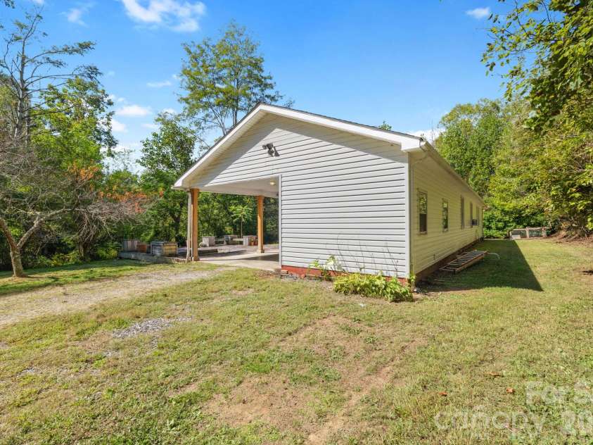 103 Early Deitz Road, Sylva, NC 28779.  MLS# CAR4432954, YatesRealty ID 55971. 