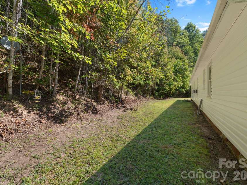 103 Early Deitz Road, Sylva, NC 28779.  MLS# CAR4432954, YatesRealty ID 55971. 