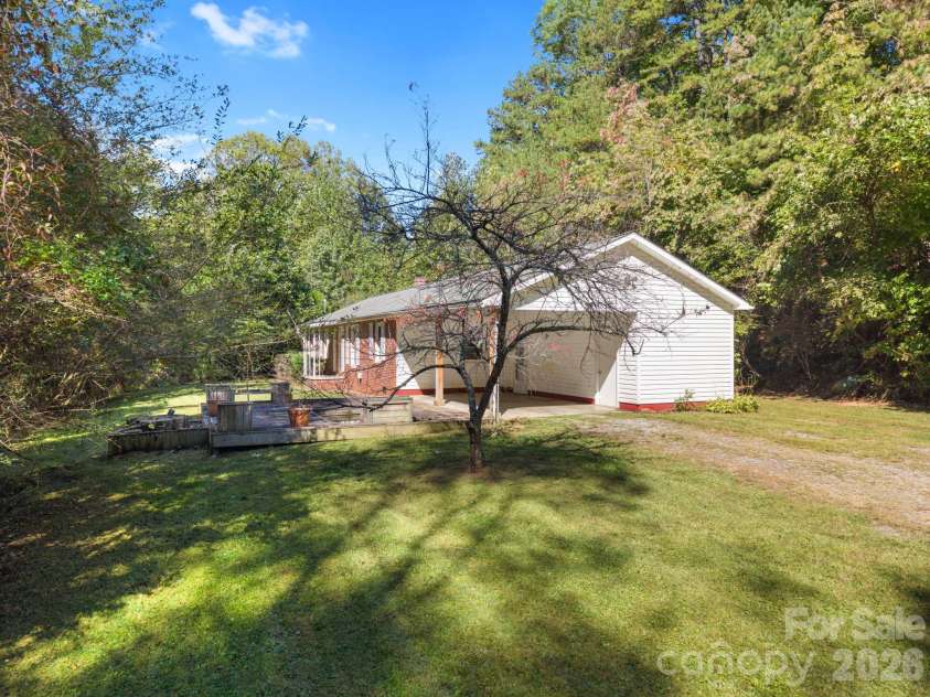 103 Early Deitz Road, Sylva, NC 28779.  MLS# CAR4432954, YatesRealty ID 55971. 