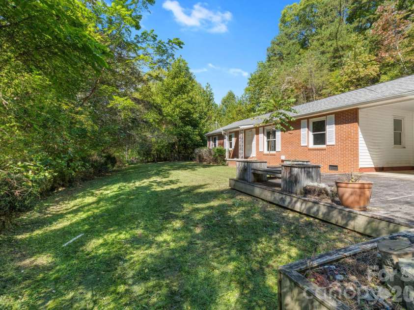103 Early Deitz Road, Sylva, NC 28779.  MLS# CAR4432954, YatesRealty ID 55971. 