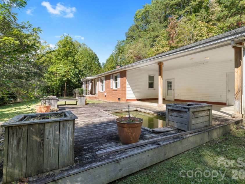 103 Early Deitz Road, Sylva, NC 28779.  MLS# CAR4432954, YatesRealty ID 55971. 