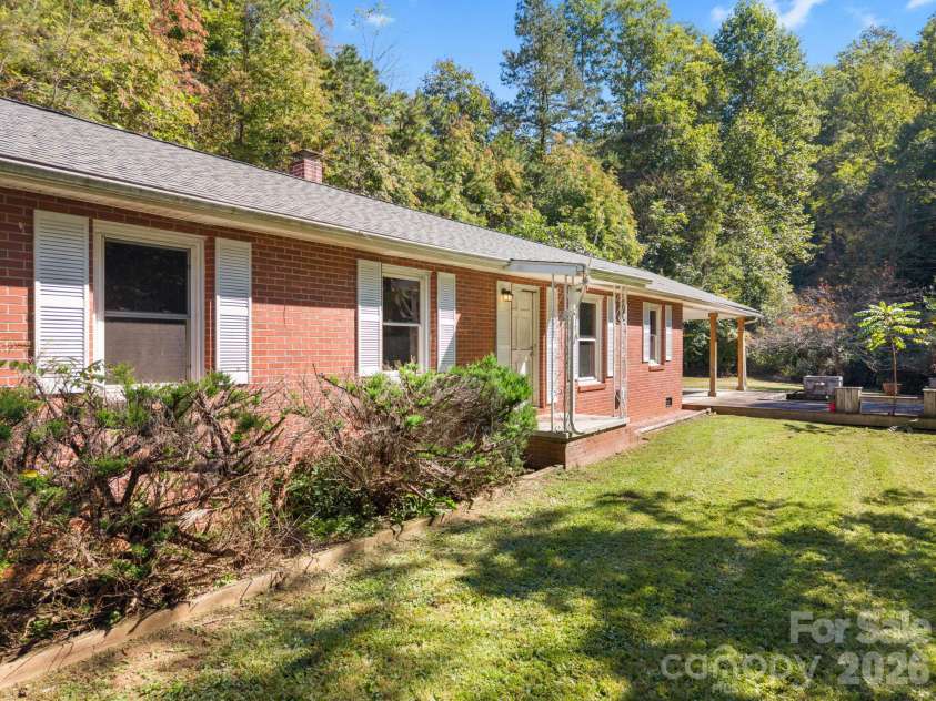 103 Early Deitz Road, Sylva, NC 28779.  MLS# CAR4432954, YatesRealty ID 55971. 