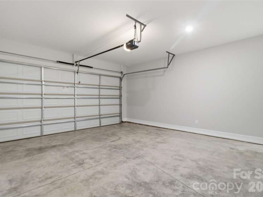 103 Hillcrest Street, Shelby, NC 28152.  MLS# CAR4432427, YatesRealty ID 55974. 