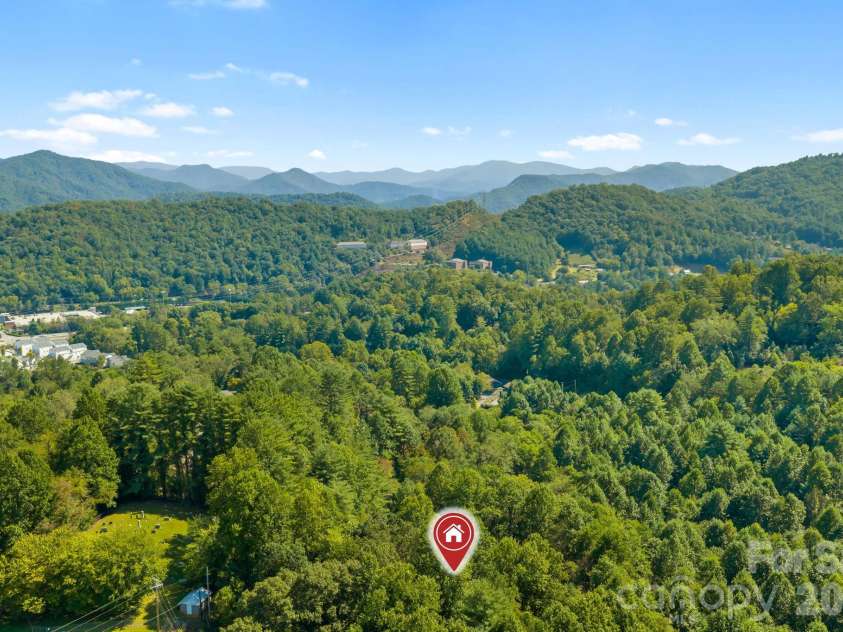 487 Country Club Drive, Cullowhee, NC 28723.  MLS# CAR4432116, YatesRealty ID 55978. 