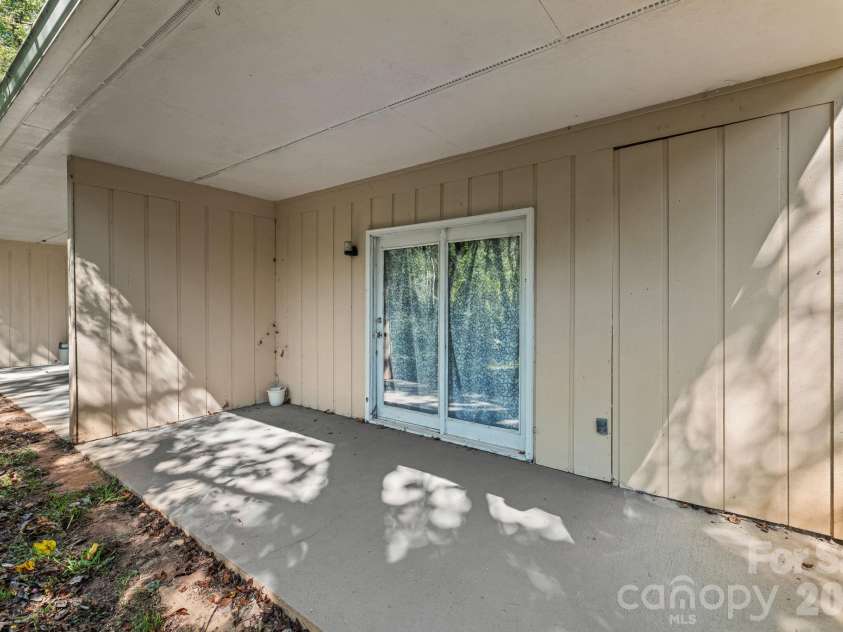 487 Country Club Drive, Cullowhee, NC 28723.  MLS# CAR4432116, YatesRealty ID 55978. 