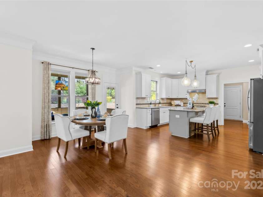 113 Sandy Cove Court, Mooresville, NC 28117.  MLS# CAR4228954, YatesRealty ID 5598. 