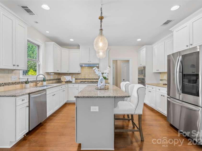 113 Sandy Cove Court, Mooresville, NC 28117.  MLS# CAR4228954, YatesRealty ID 5598. 