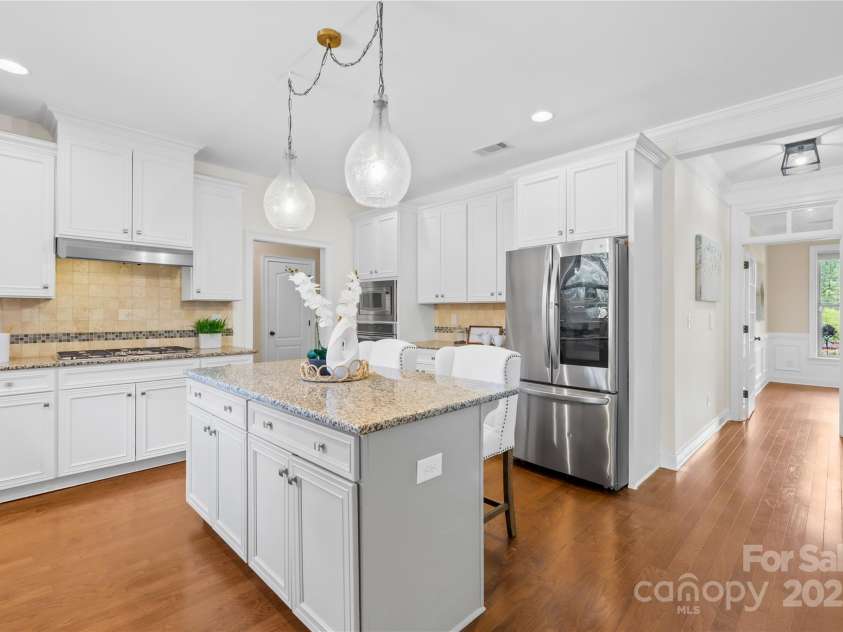 113 Sandy Cove Court, Mooresville, NC 28117.  MLS# CAR4228954, YatesRealty ID 5598. 