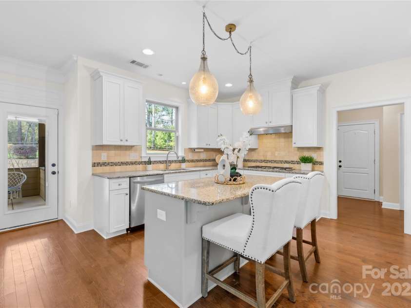 113 Sandy Cove Court, Mooresville, NC 28117.  MLS# CAR4228954, YatesRealty ID 5598. 