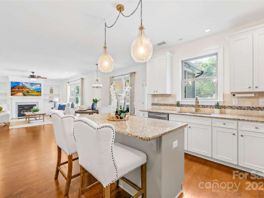 113 Sandy Cove Court, Mooresville, NC 28117.  MLS# CAR4228954, YatesRealty ID 5598. 